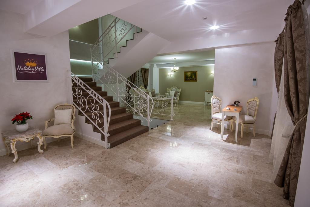 Отель French Boutique Брашов Экстерьер фото